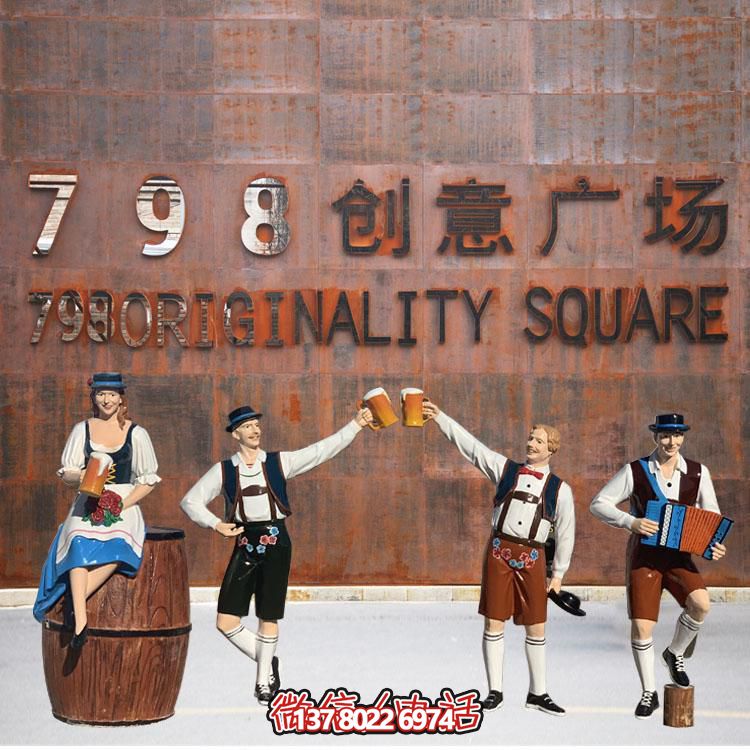 玻璃鋼雕塑——點綴廣場景觀，塑造優雅人物卡通