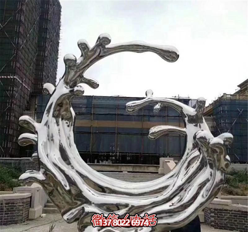 精美不銹鋼浪花雕塑，點綴小區裝飾