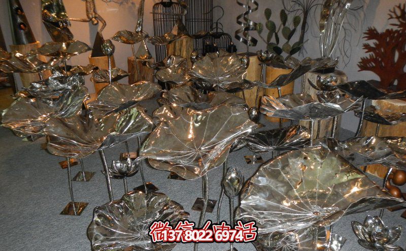 創意不銹鋼荷葉荷花雕塑 創意不銹鋼荷葉荷花雕塑