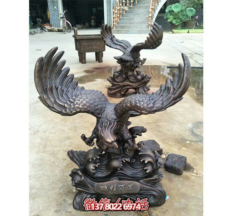 程鵬萬(wàn)里玻璃鋼老鷹雕塑——精致筑夢(mèng)之作 程鵬萬(wàn)里玻璃鋼老鷹雕塑——精致筑夢(mèng)之作