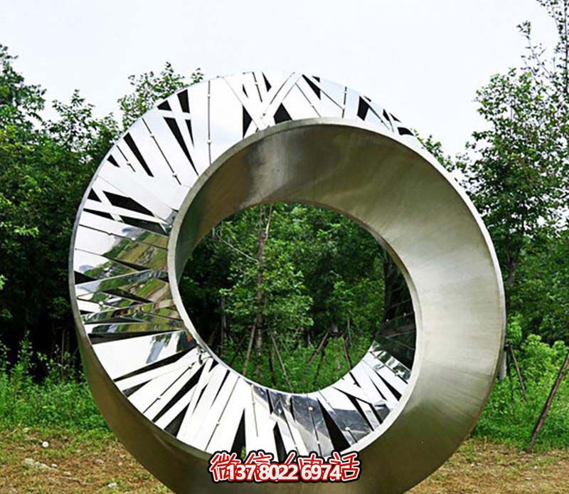 戶外草坪不銹鋼鏤空創意個性圓環雕塑 戶外草坪不銹鋼鏤空創意個性圓環雕塑